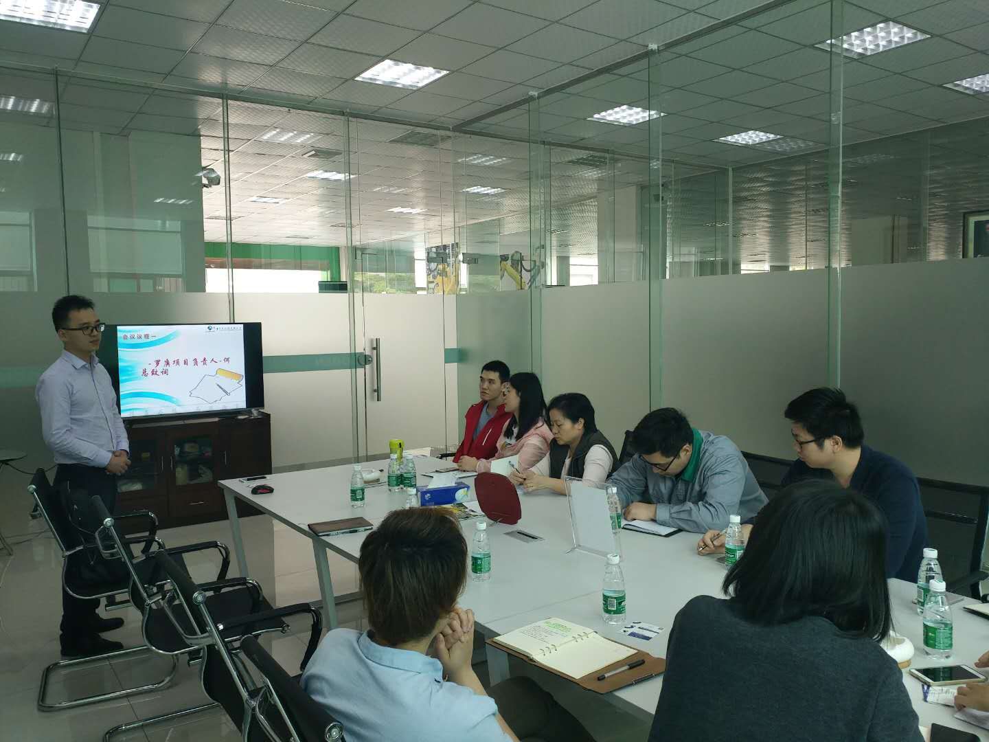 祝贺罗庚机器人签约顺景xing kong sports